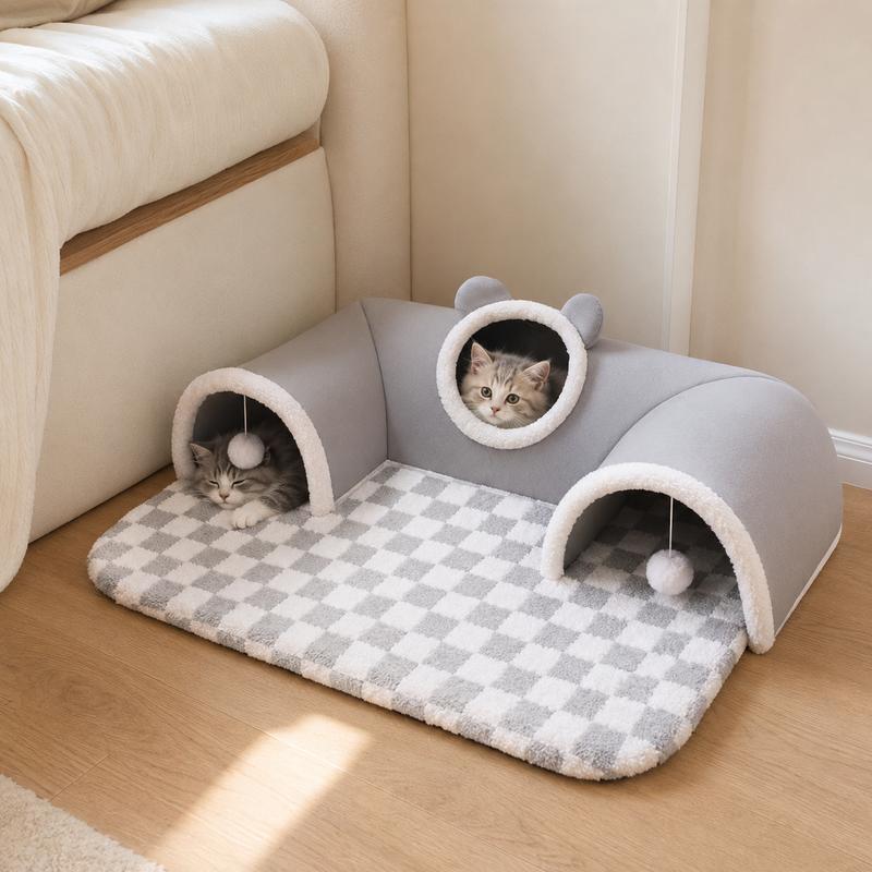 🐱🕳️ Tunnel et lit 3-en-1 en peluche pour chat – Tapis carreaux, pompons interactifs, fermeture éclair, un espace complet pour jouer, se cacher et dormir, le paradis des chats d’intérieur 🌙💛