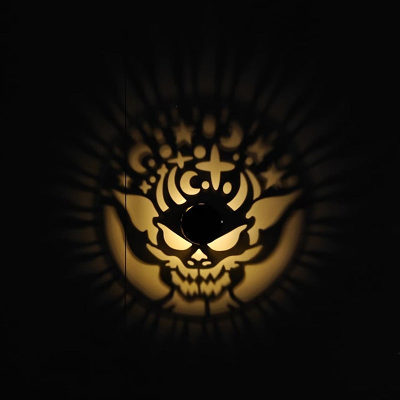 ☀️ Lampe murale solaire décorative : Motifs lumineux festifs, IP65, Allumage automatique la nuit