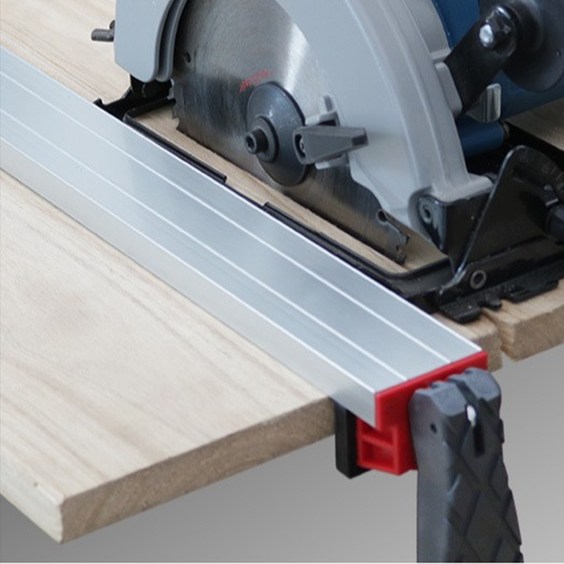 📏 PROMO FLASH : 50% DE RÉDUCTION ! Pince Guide de Coupe Droit en Aluminium – Serrage 120 kg, 690 mm & Compatible Scie/Défonceuse for Coupes Précises ⚙️✨